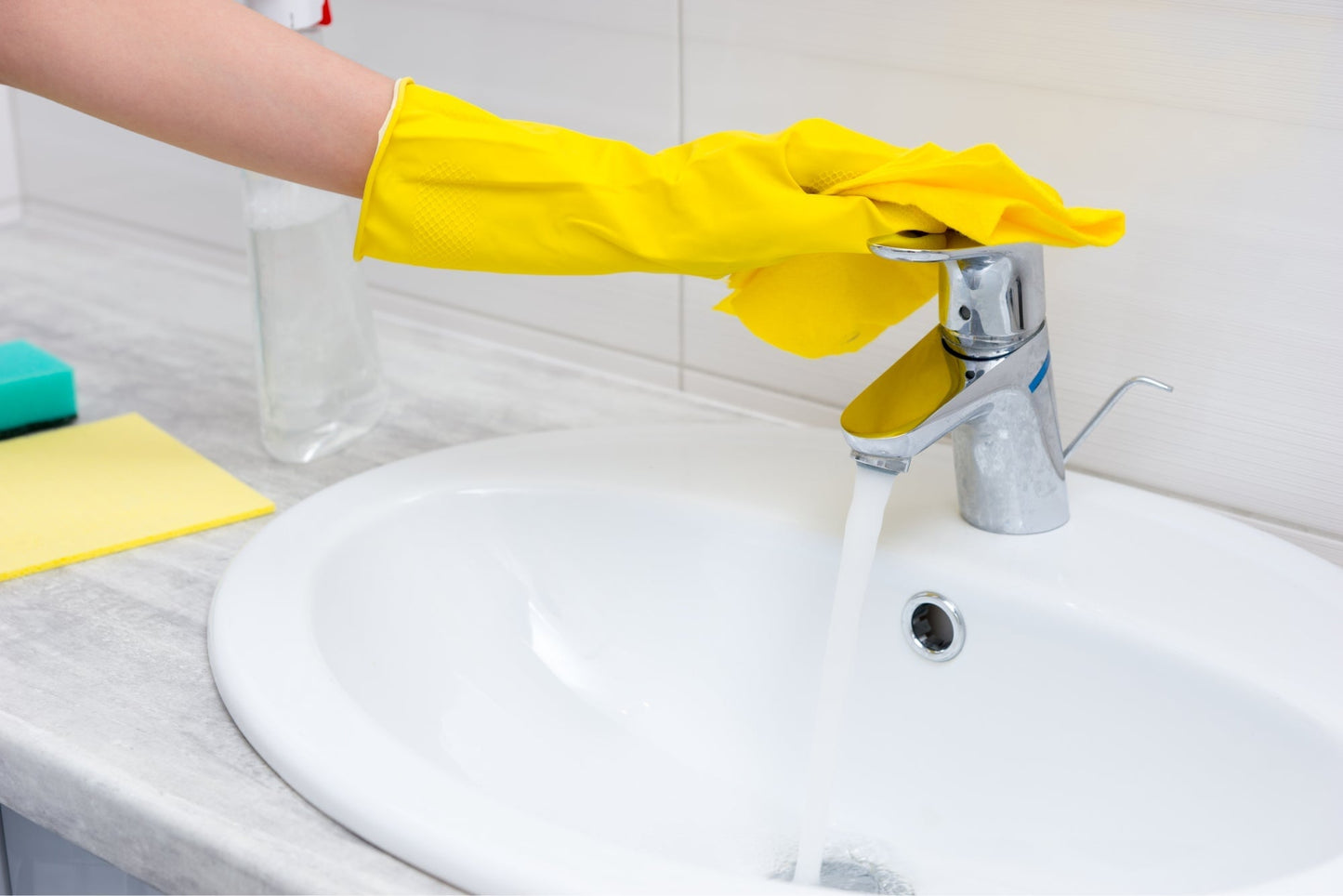Novy Dom: Pravidelné upratovanie main Happy Cleaning